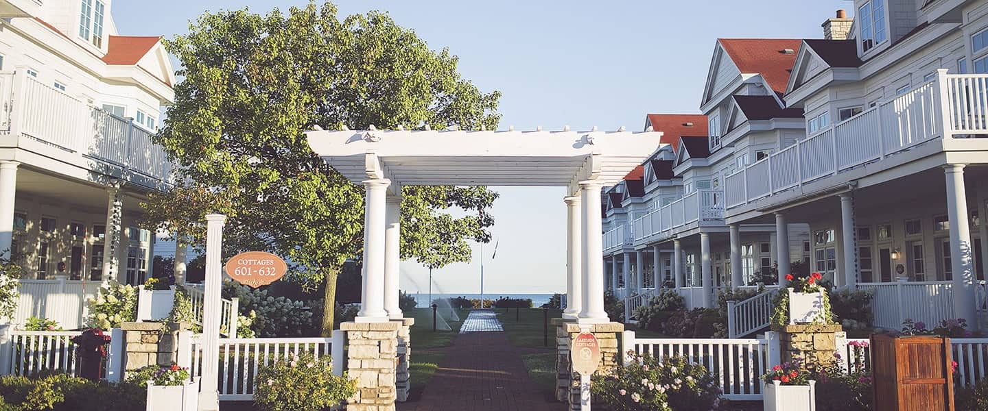 Lakeside Cottages gate, Bay Harbor