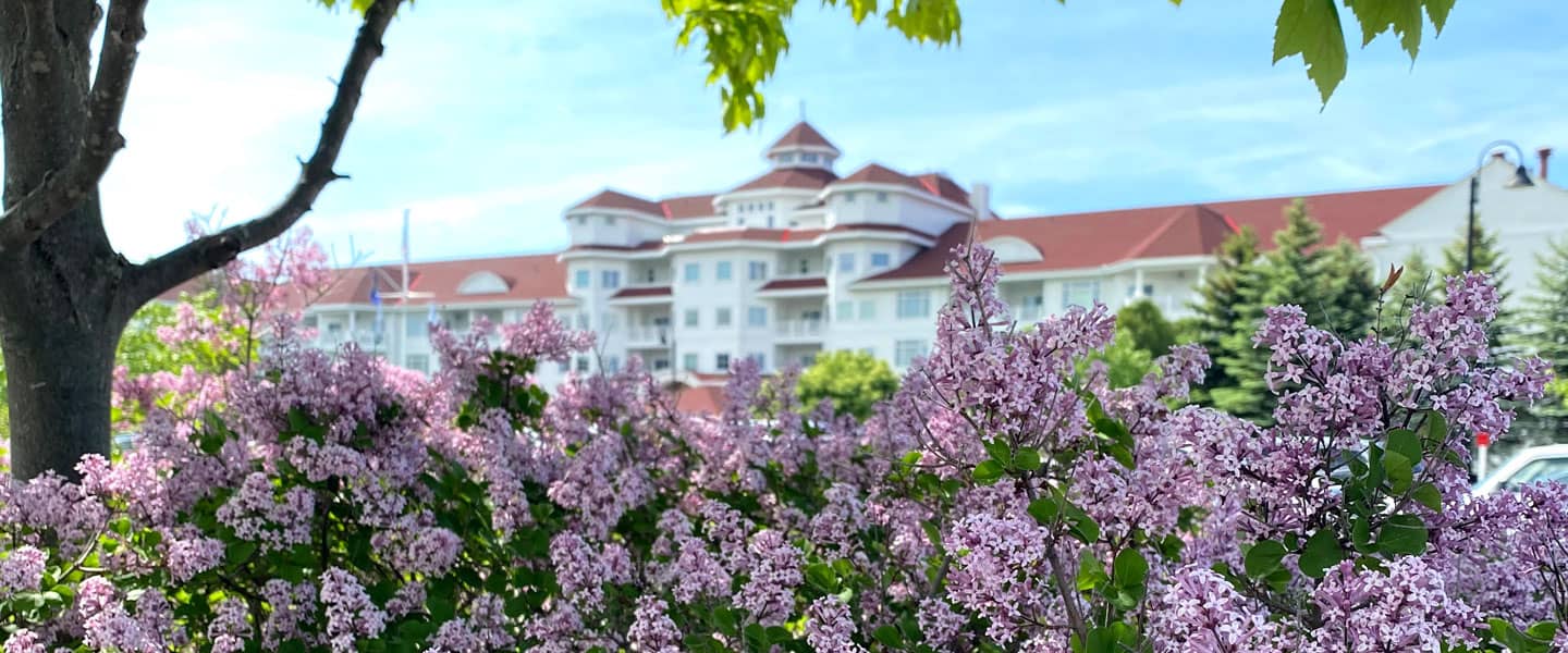Inn at Bay Harbor in the spring with lilacs blooming